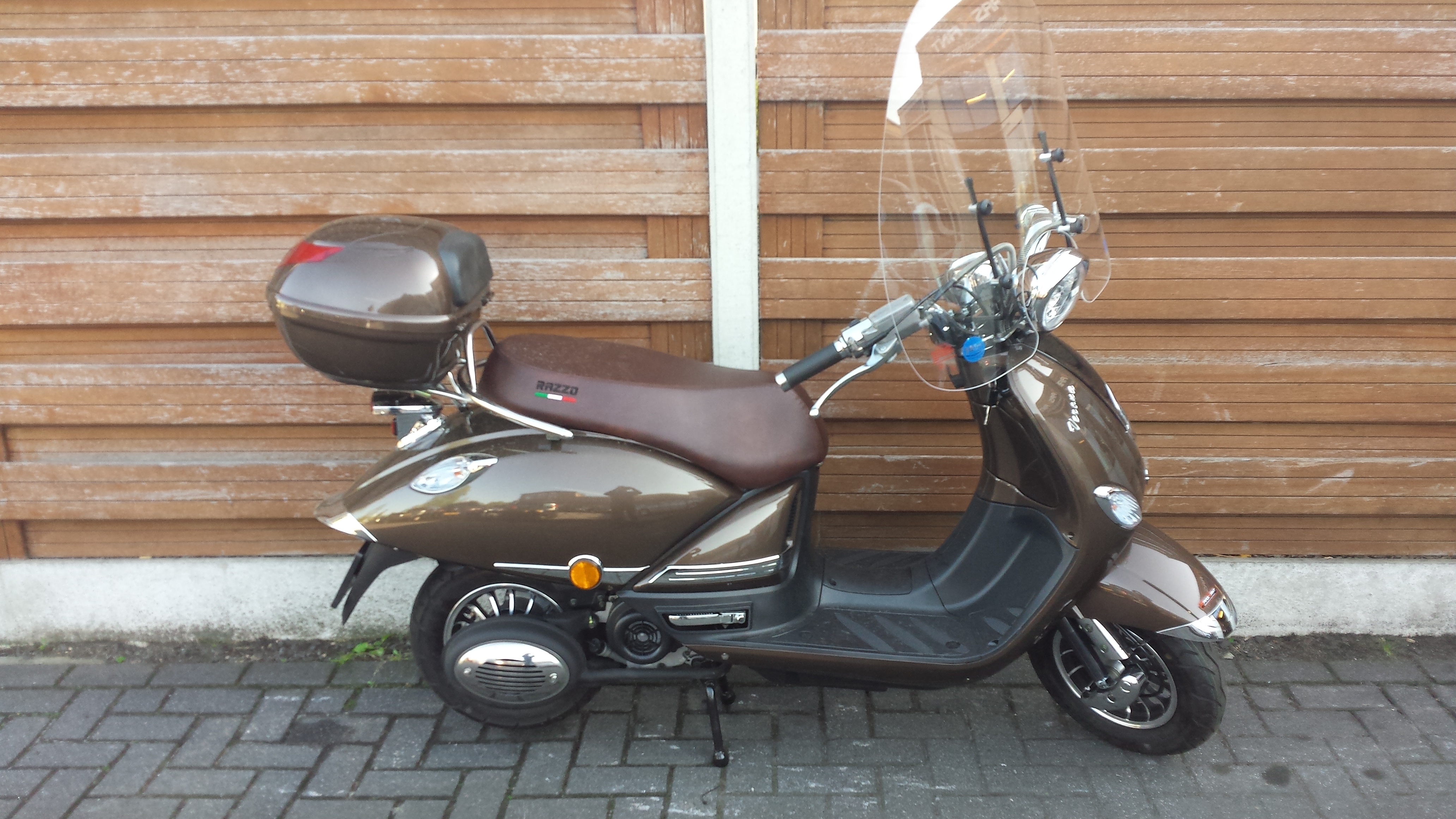 Maaskant Scooters Razzo Verona